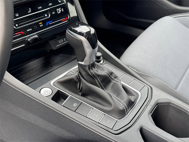 New 2025 Volkswagen Jetta SE image 35