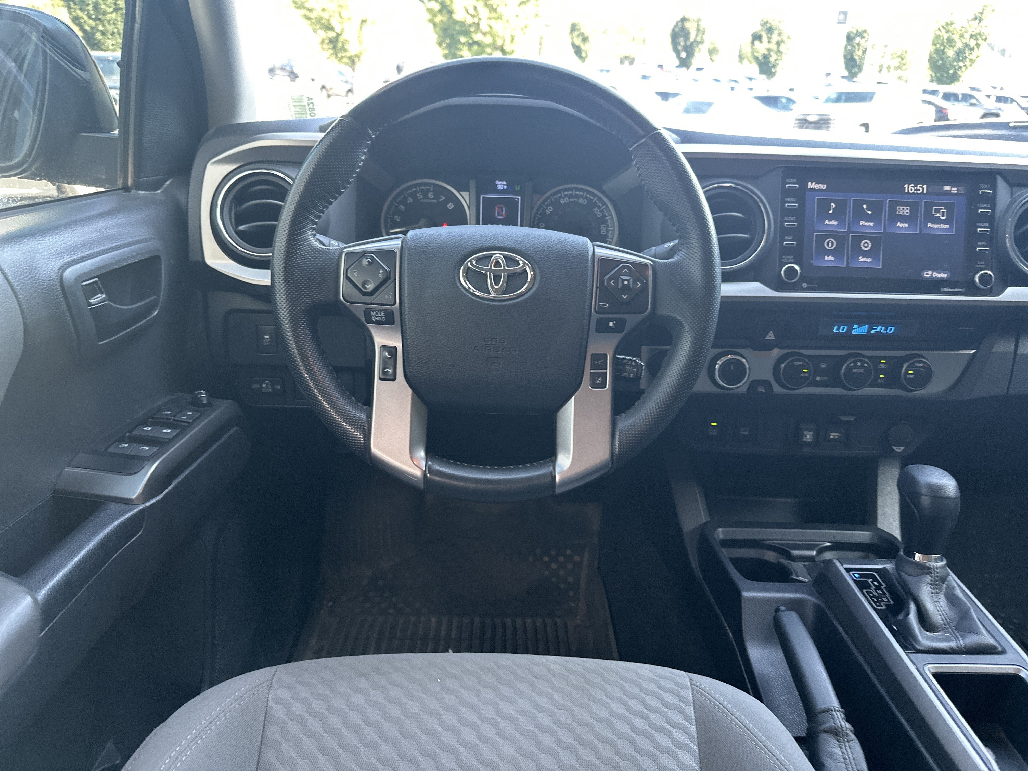 Used 2023 Toyota Tacoma SR5 w/ Technology Package AWD/4WD image 16