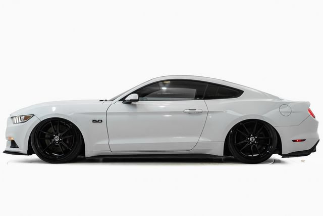 Used 2016 Ford Mustang GT Premium w/ GT Performance Package RWD image 9
