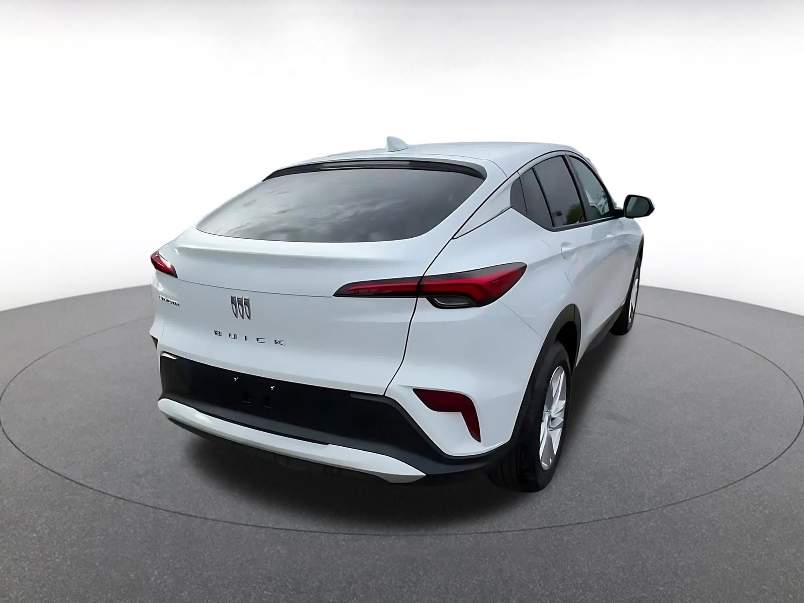 Used 2025 Buick Envista Preferred image 14