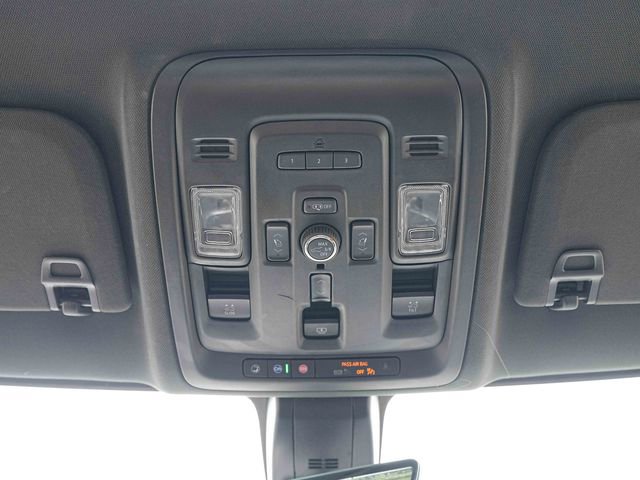 Used 2021 Chevrolet Suburban High Country AWD/4WD image 40