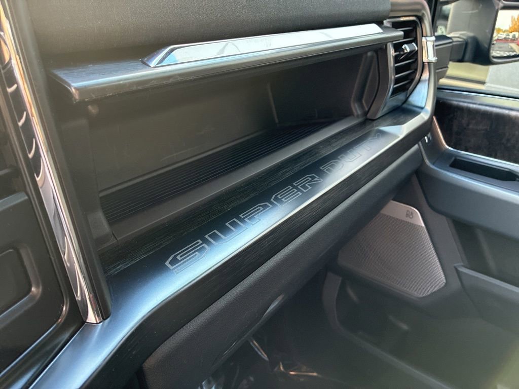Used 2023 Ford F250 Lariat w/ Lariat Ultimate Package image 30