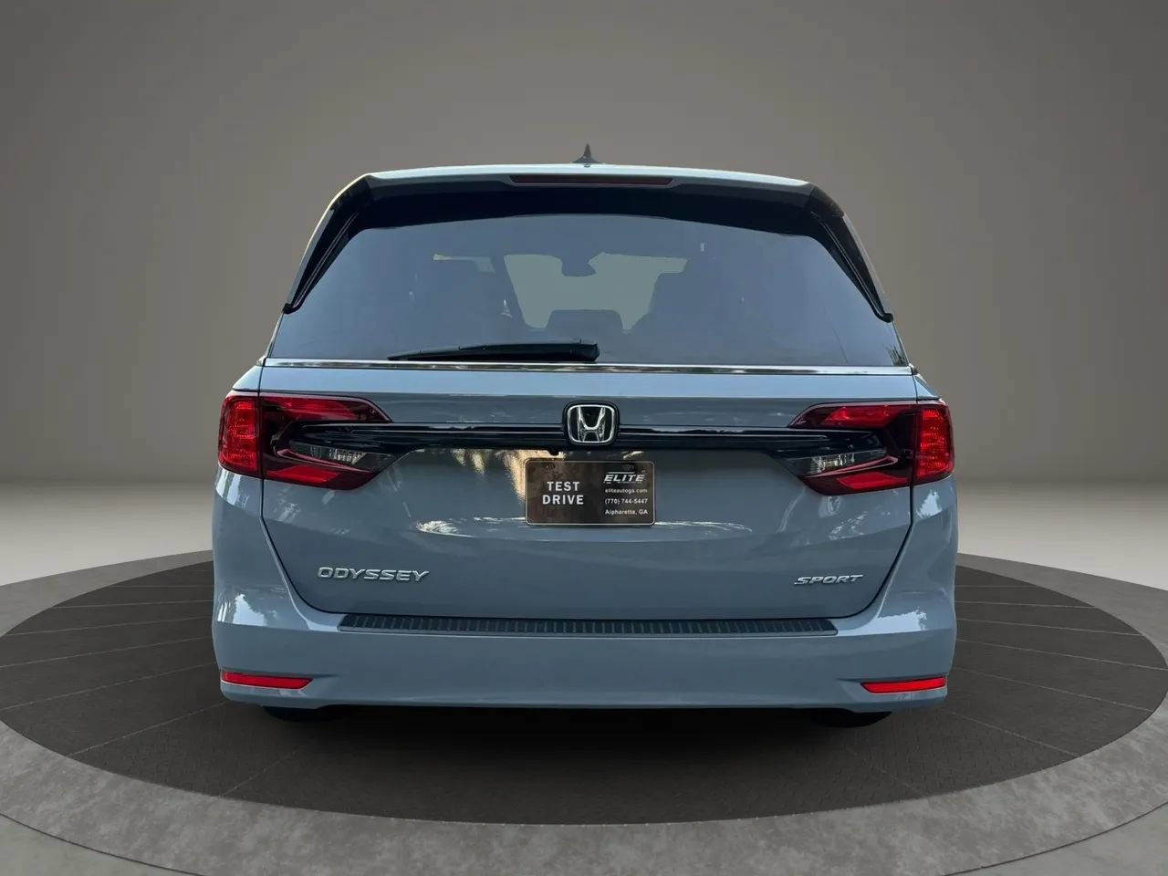 Used 2024 Honda Odyssey Sport image 5