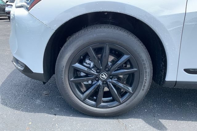 Used 2025 Acura RDX SH-AWD image 9