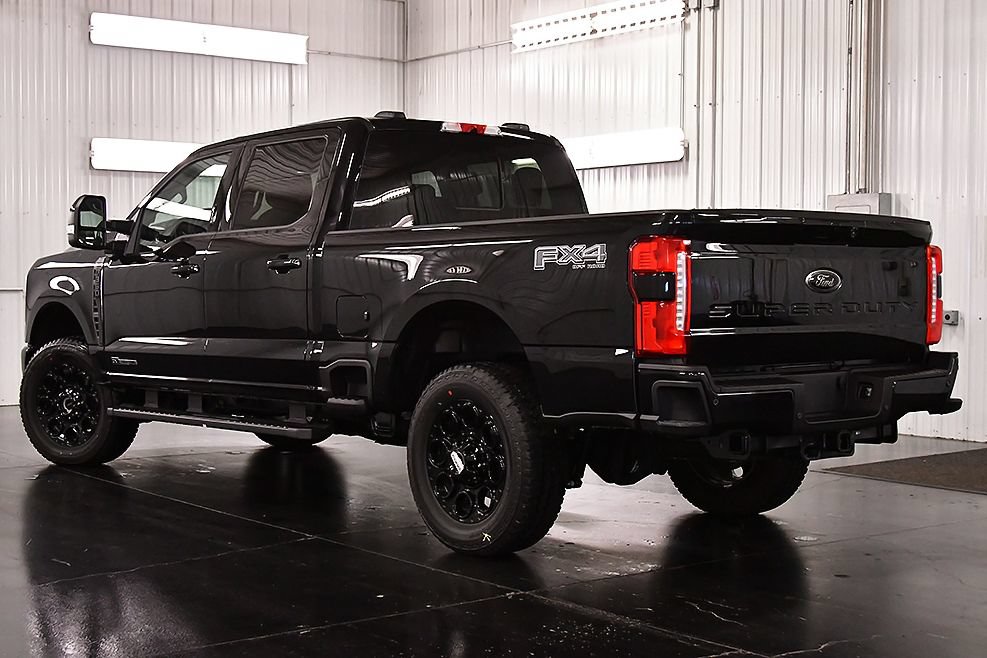 New 2026 Ford F350 Lariat w/ Black Appearance Package AWD/4WD image 5