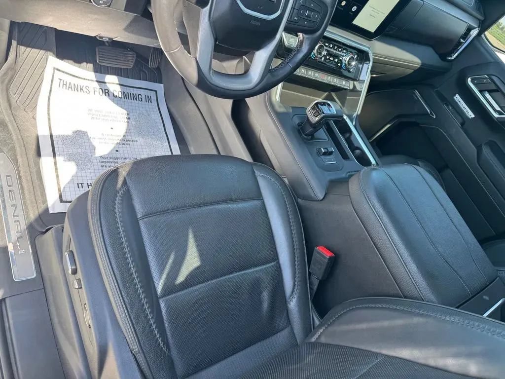 Used 2024 GMC Sierra 1500 Denali AWD/4WD image 10