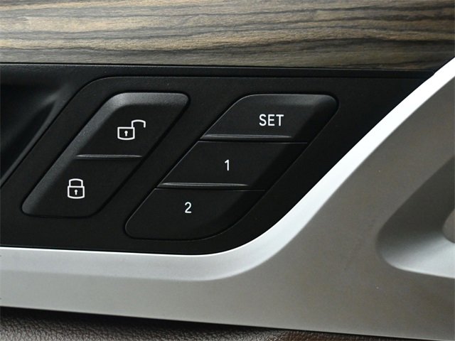 Used 2018 BMW X3 M40i w/ Premium Package image 41