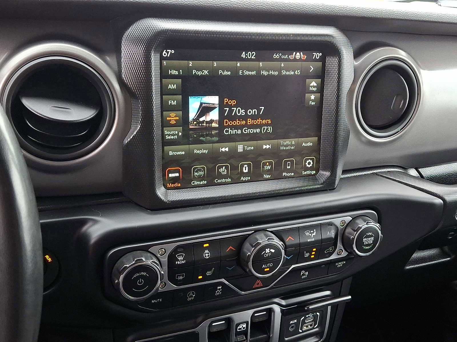 Used 2022 Jeep Wrangler Unlimited Sport AWD/4WD image 18