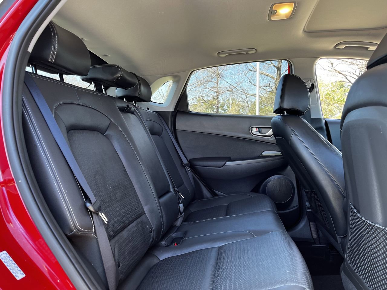 Used 2019 Hyundai Kona Limited image 28