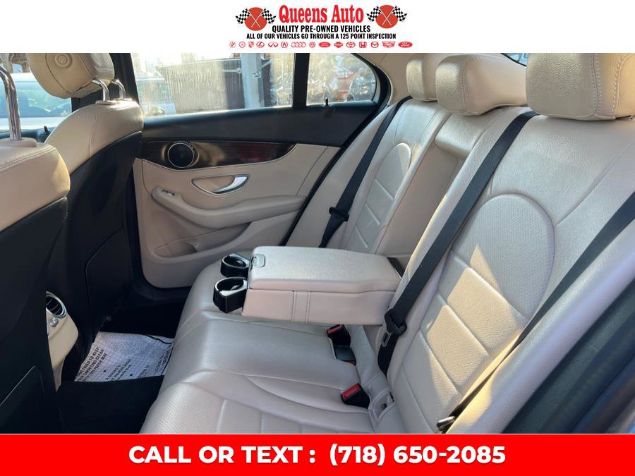 Used 2017 Mercedes-Benz C 300 4MATIC Sedan image 10