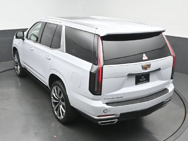 New 2026 Cadillac Escalade Luxury w/ Touring Package AWD/4WD image 41