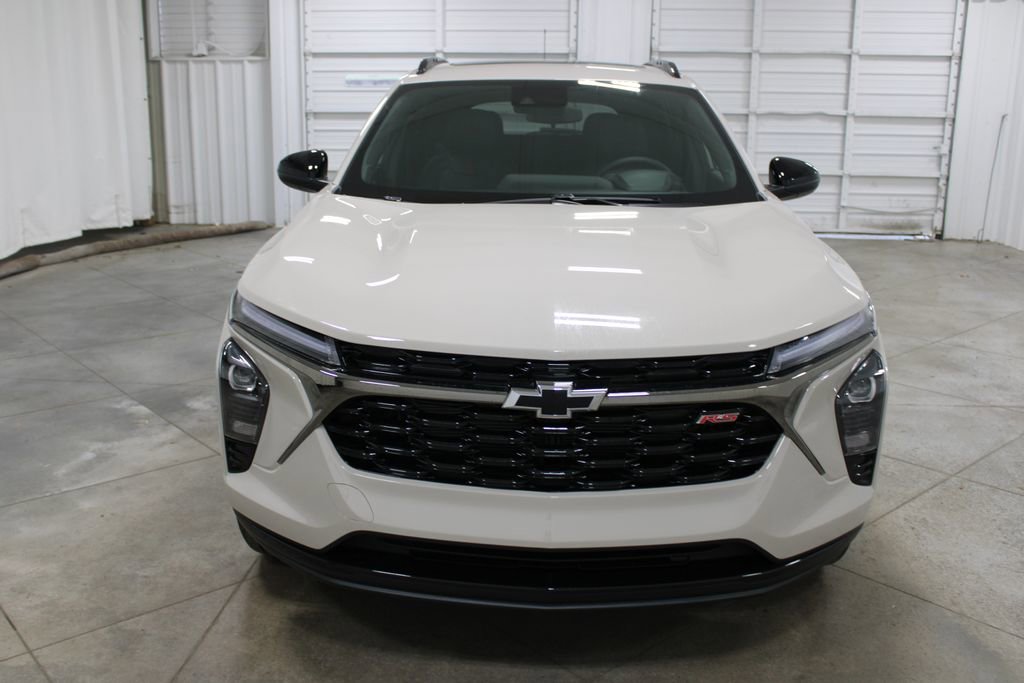 New 2026 Chevrolet Trax RS w/ Sunroof Package image 3