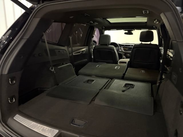 Used 2024 Cadillac XT6 Luxury w/ LPO, Floor Liner Package AWD/4WD image 18