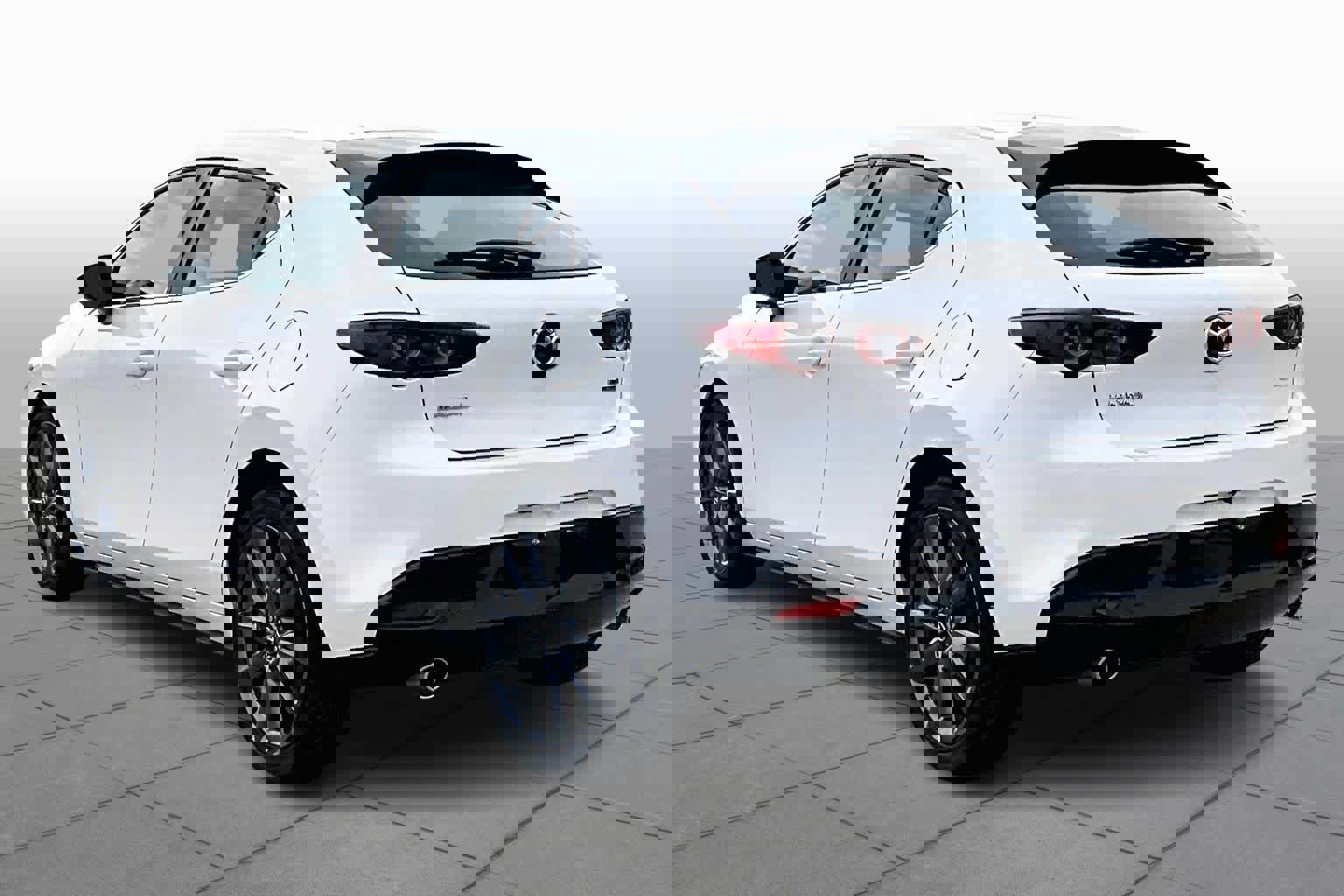 Used 2021 MAZDA MAZDA3 s image 12