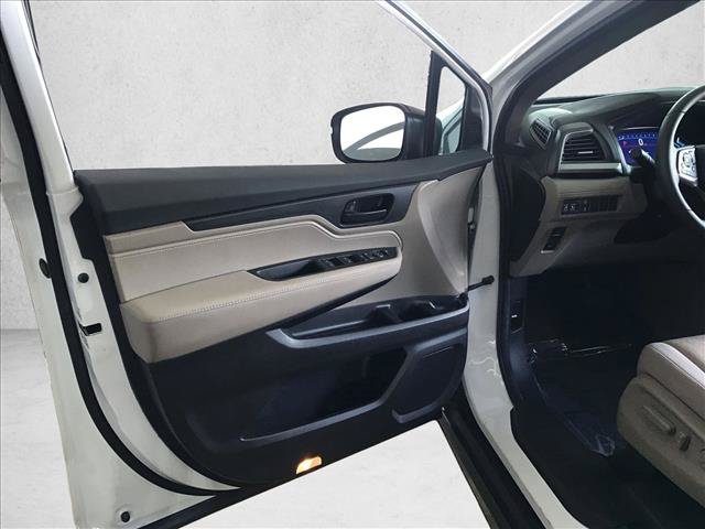 Certified 2024 Honda Odyssey EX image 15
