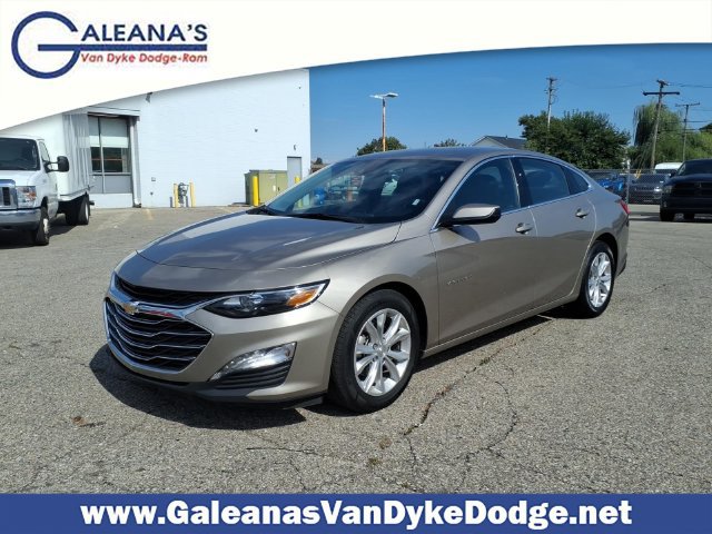 Used 2025 Chevrolet Malibu LT FWD image 1