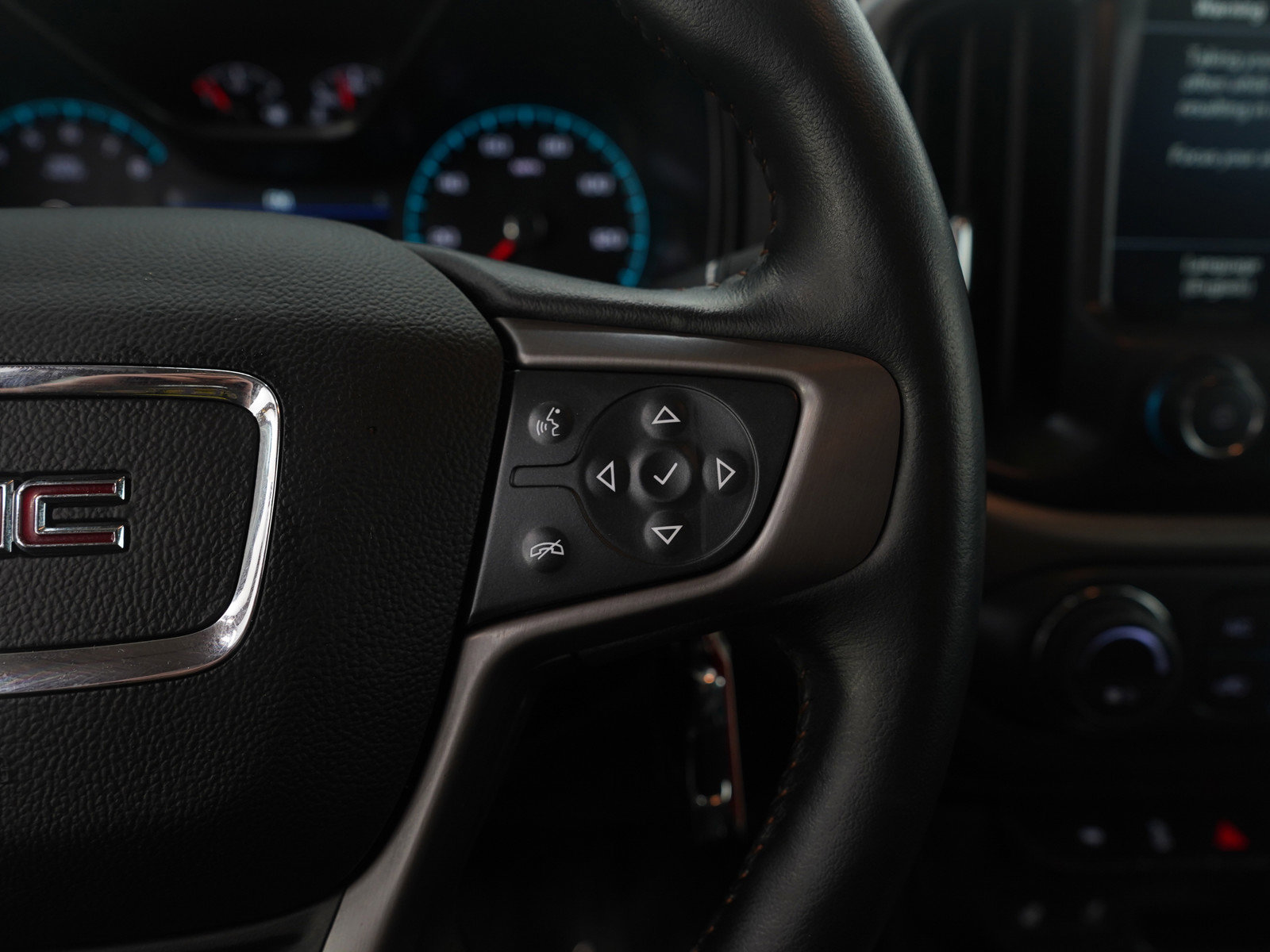 Used 2022 GMC Canyon AT4 w/ Trailering Package image 20