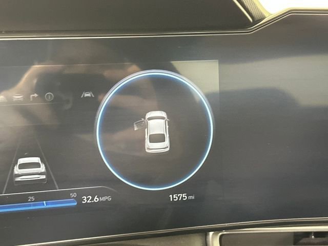 Used 2024 Hyundai Elantra SEL w/ Convenience Package image 18