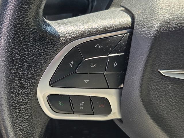 Used 2021 Chrysler Voyager Lxi FWD image 9