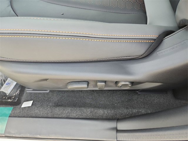 New 2025 Subaru Crosstrek 2.5i Limited w/ Popular Package #3A image 12
