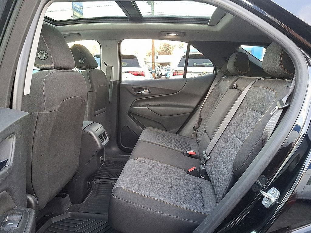 Used 2022 Chevrolet Equinox LT image 10