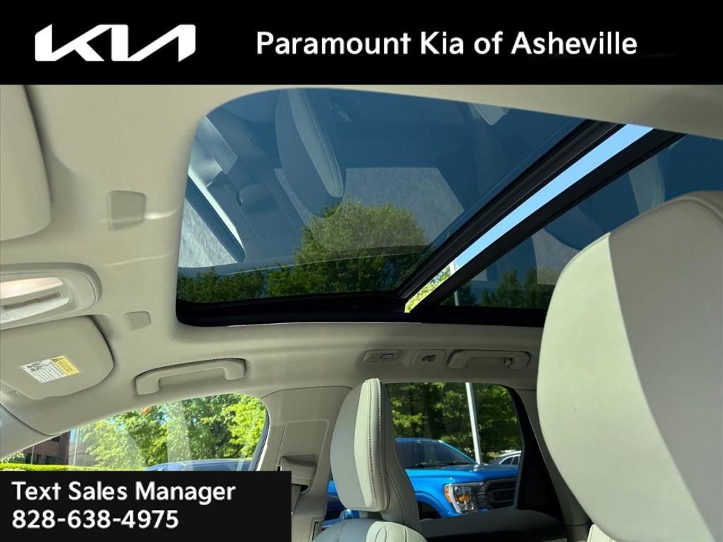 Used 2022 Volvo XC60 B5 Inscription AWD/4WD image 14