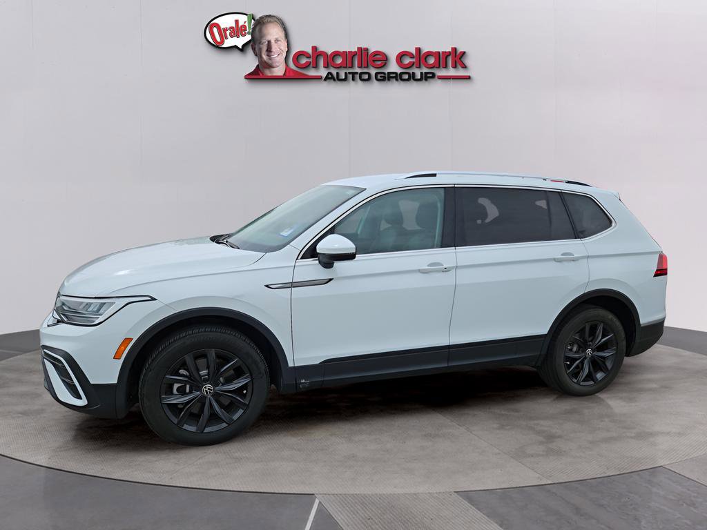 Used 2024 Volkswagen Tiguan SE