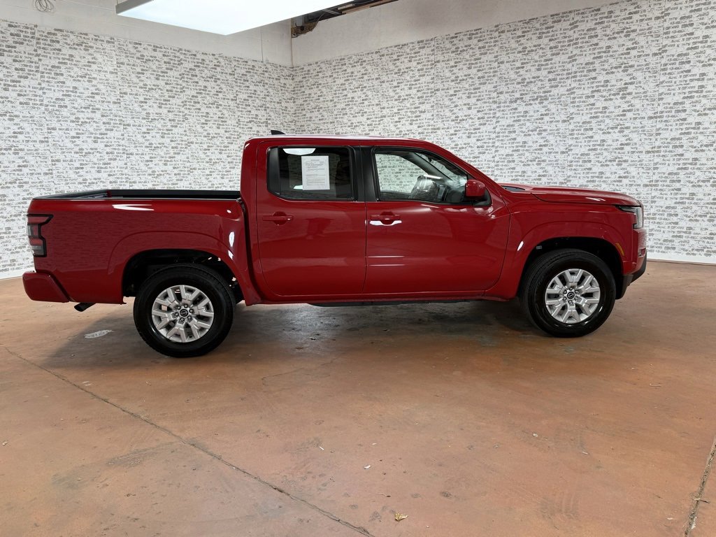 Used 2023 Nissan Frontier SV image 10