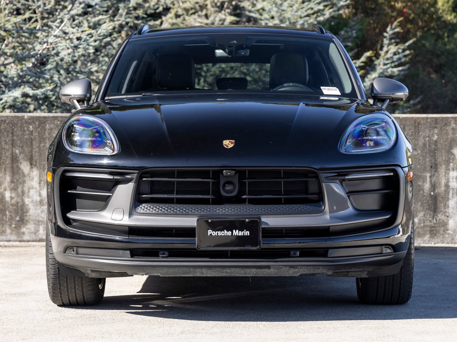 Certified 2023 Porsche Macan Turbo AWD/4WD image 8