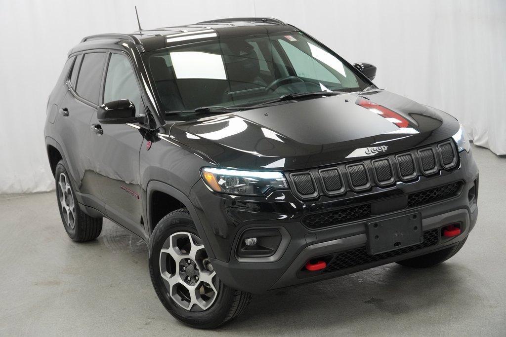 Certified 2022 Jeep Compass Trailhawk w/ Trailhawk Elite Group image 10