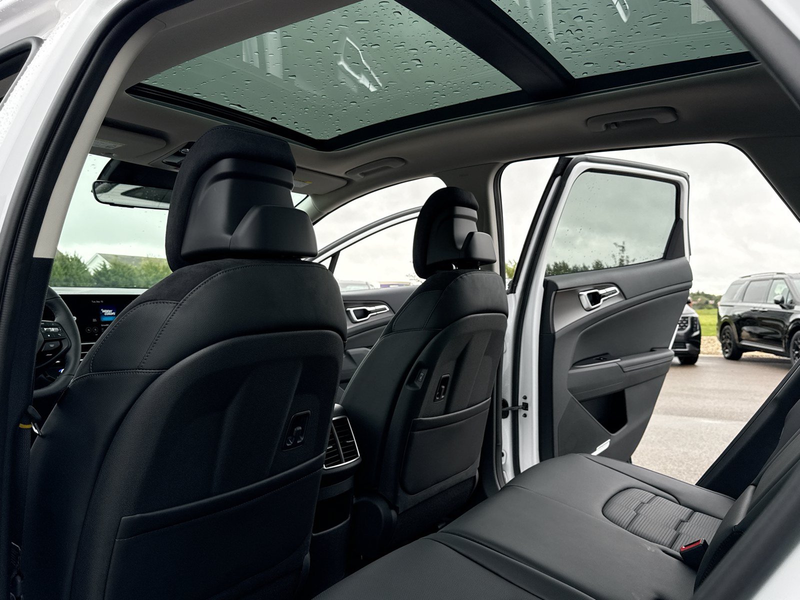 New 2027 Kia Sportage SX AWD/4WD image 7
