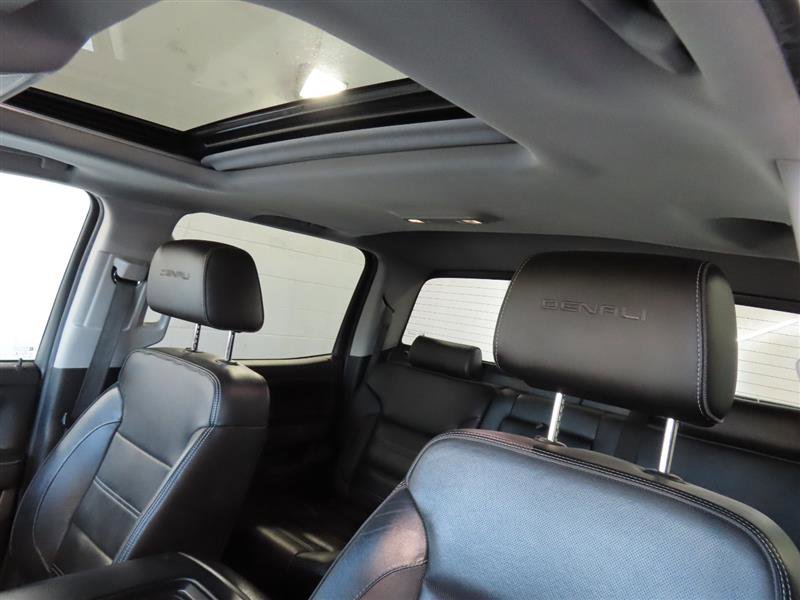 Used 2018 GMC Sierra 1500 Denali image 17