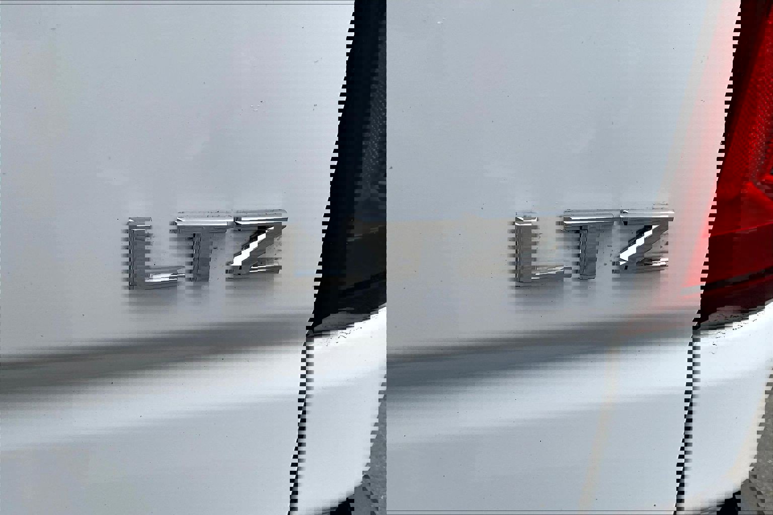 Used 2023 Chevrolet Silverado 2500 LTZ w/ LTZ Plus Package image 16