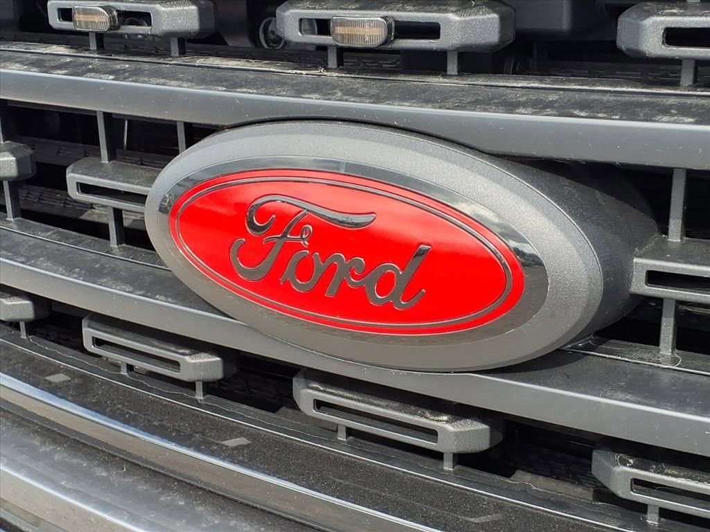 New 2023 Ford F150 XLT w/ Bed Utility Package image 33