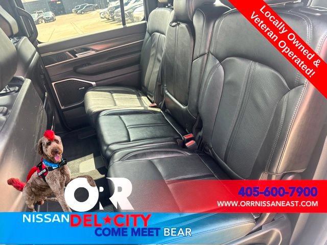 Used 2024 Jeep Wagoneer Series II w/ Flexible Seating Group AWD/4WD image 12