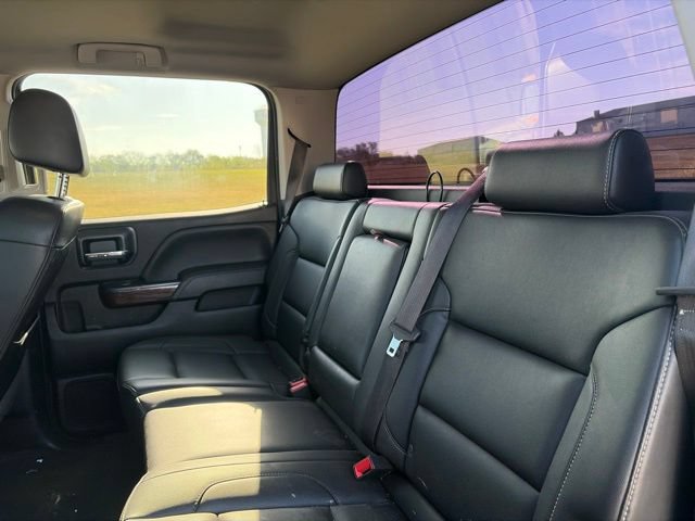 Used 2018 GMC Sierra 2500 SLT w/ Duramax Plus Package AWD/4WD image 7