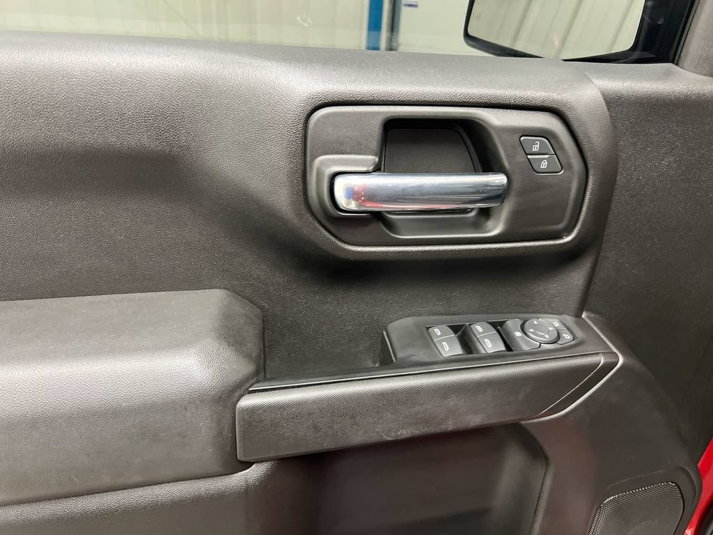 Used 2021 Chevrolet Silverado 1500 Custom Trail Boss w/ LPO, Dark Essentials Package AWD/4WD image 20