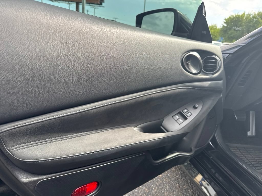 Used 2024 Nissan Z Performance w/ Floor Mat Package RWD image 17