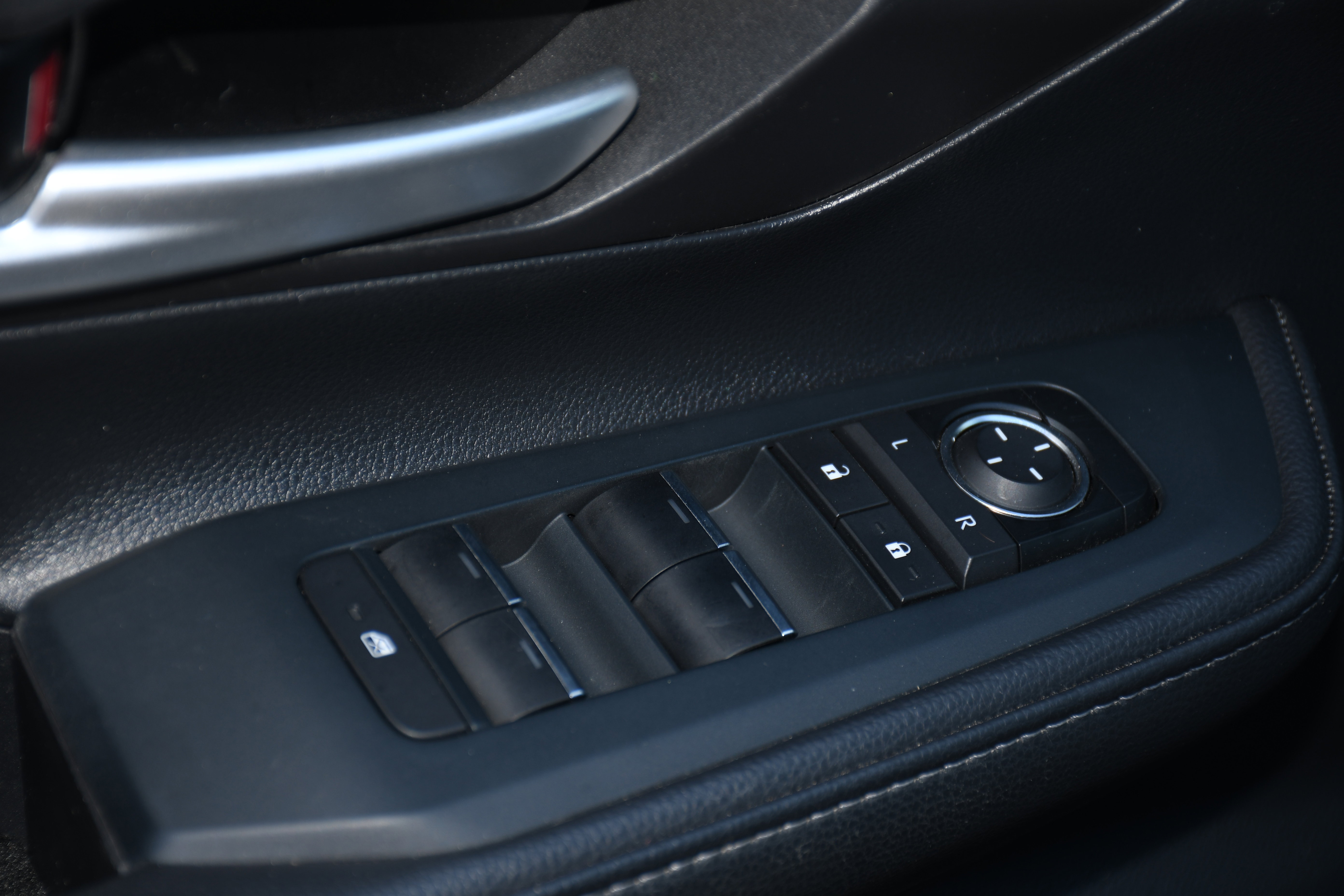 Used 2024 Toyota Grand Highlander XLE image 10