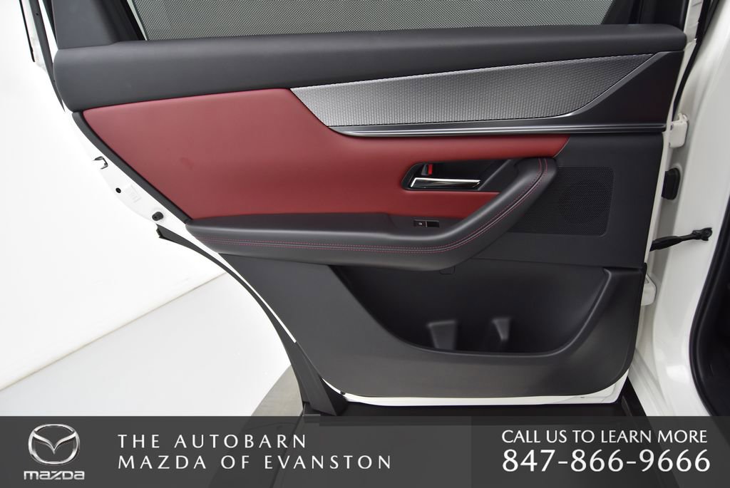 Used 2025 MAZDA CX-70 Plug-In Hybrid w/ Premium Plus image 31