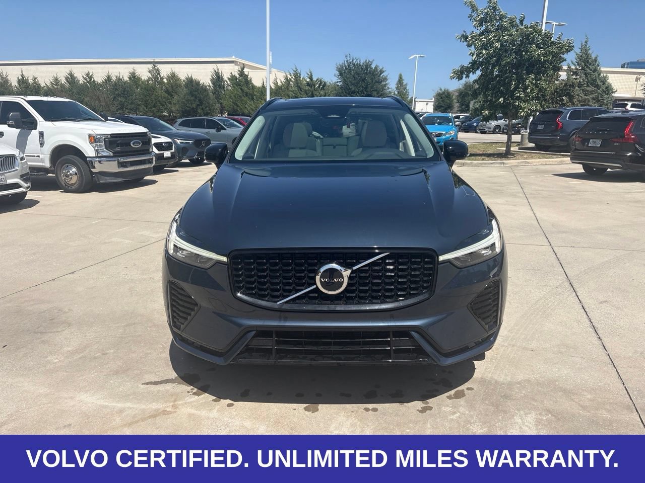 Certified 2024 Volvo XC60 B5 Core w/ Protection Package Premier AWD/4WD image 2