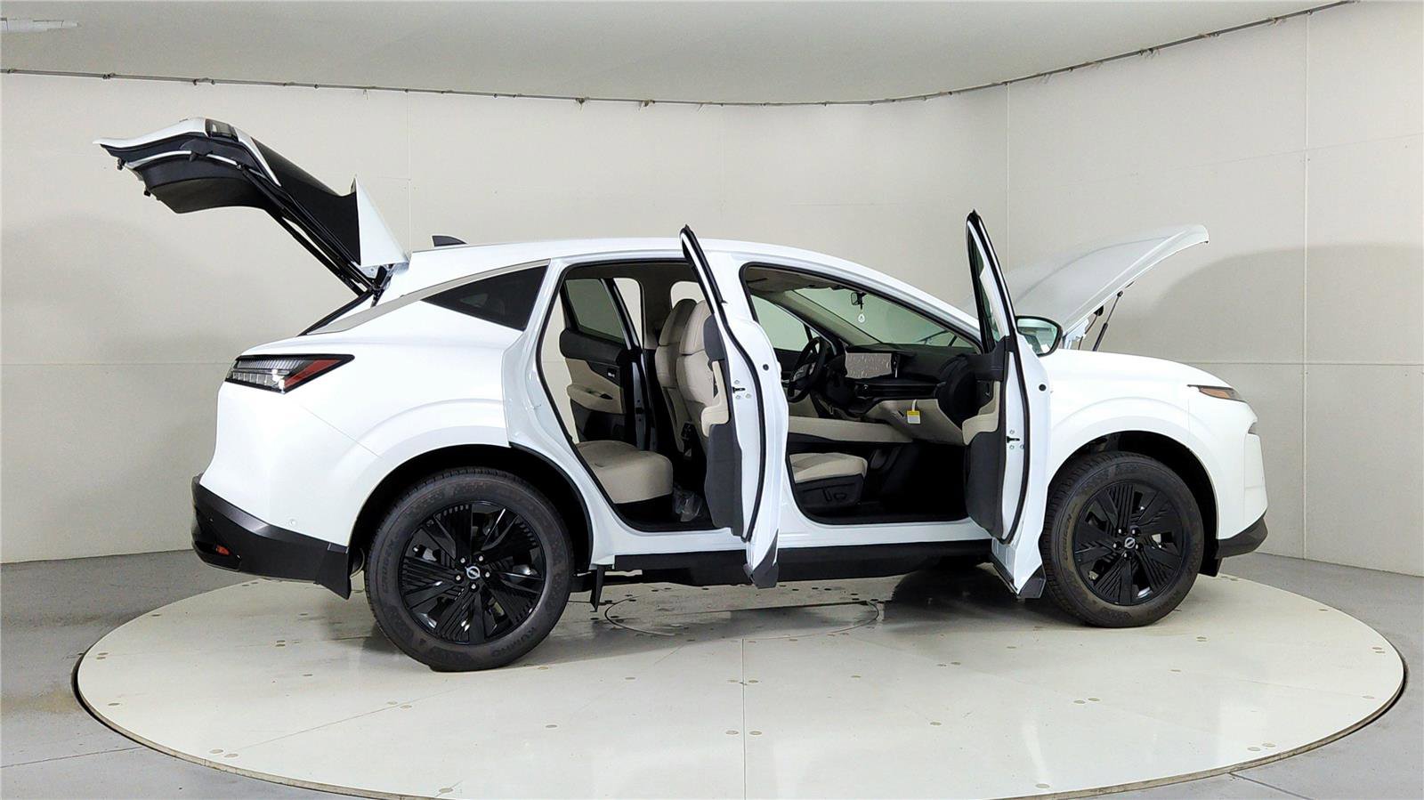 Used 2025 Nissan Murano SV image 12