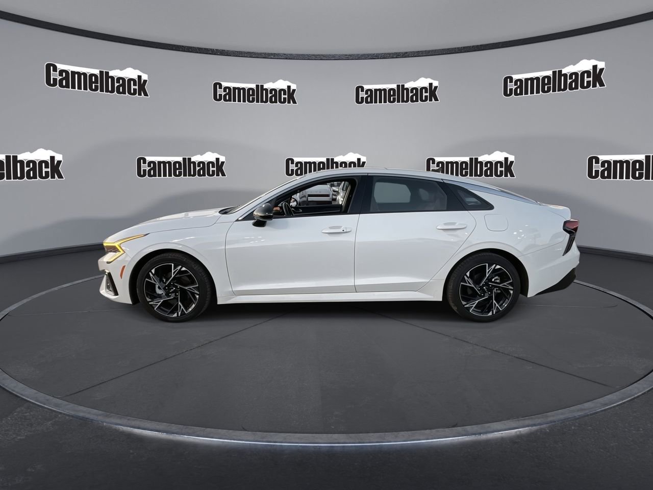 Used 2025 Kia K5 GT-Line w/ GT-Line Premium Package image 4