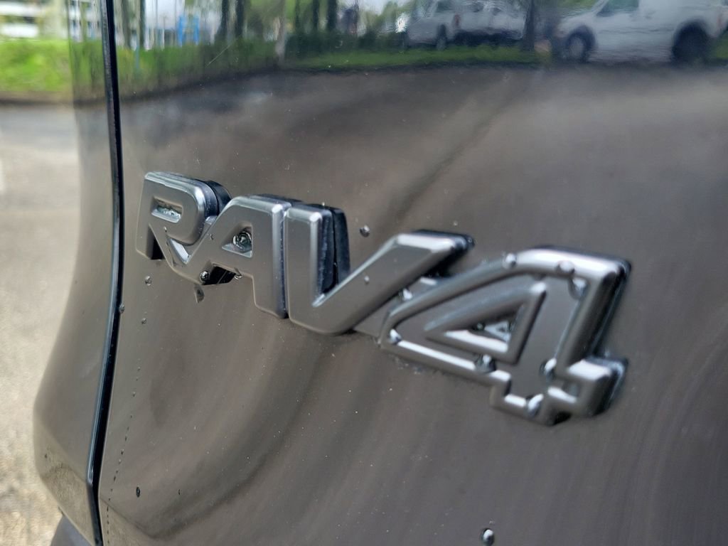 Used 2024 Toyota RAV4 AWD Hybrid image 13