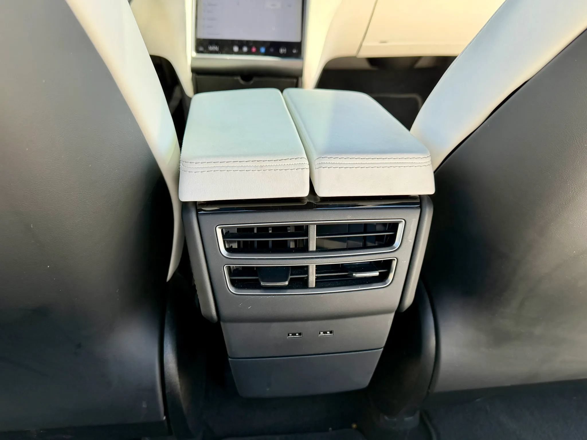Used 2019 Tesla Model X 100D AWD/4WD image 34