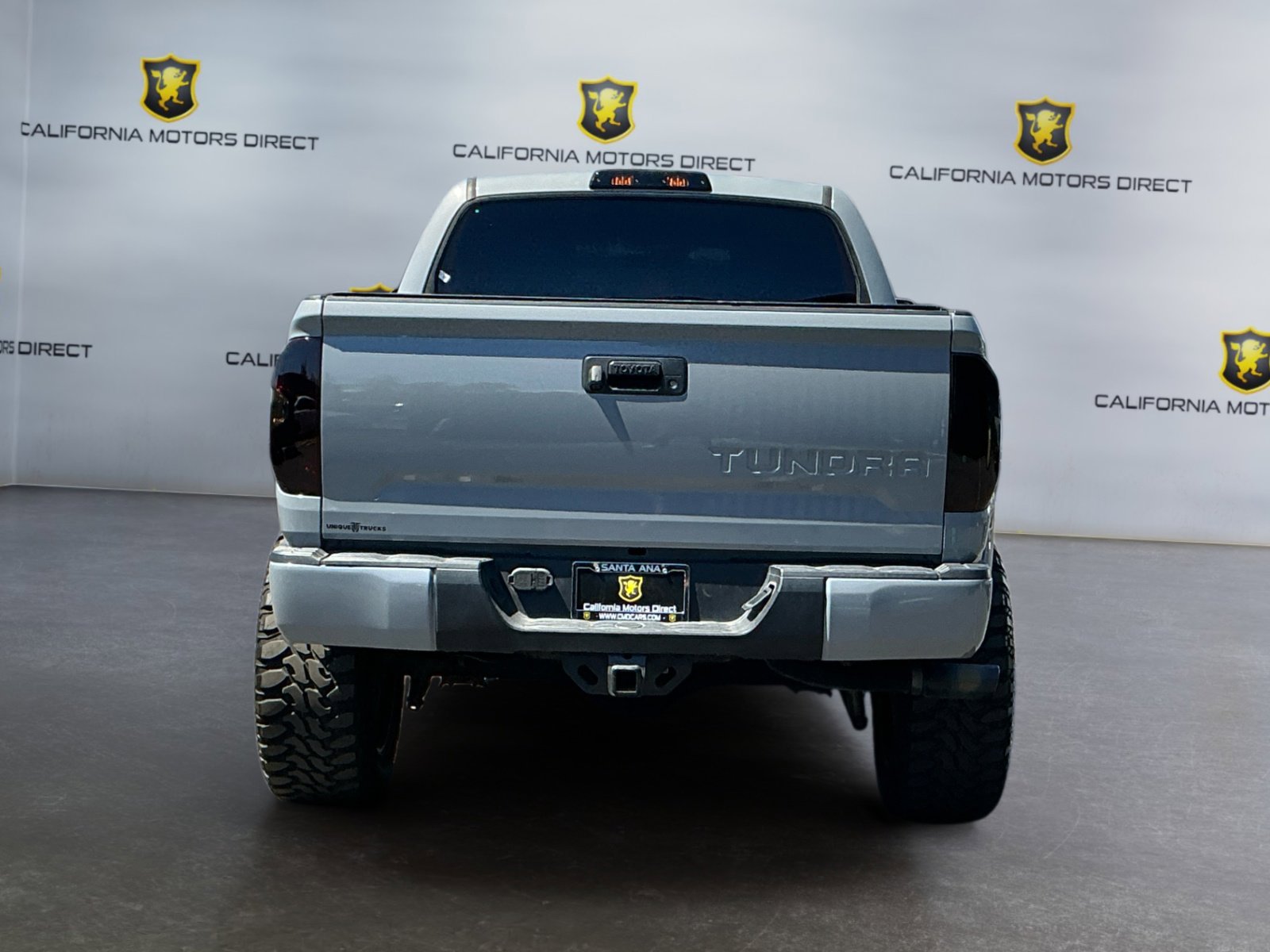 Used 2018 Toyota Tundra SR5 w/ TRD Off Road Package AWD/4WD image 6