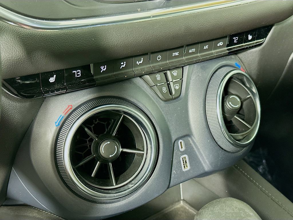 Used 2022 Chevrolet Blazer LT image 22