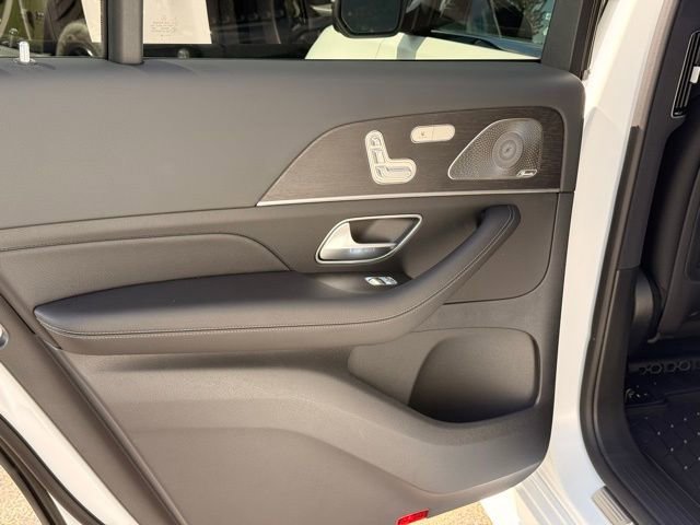 New 2026 Mercedes-Benz GLS 450 4MATIC image 19