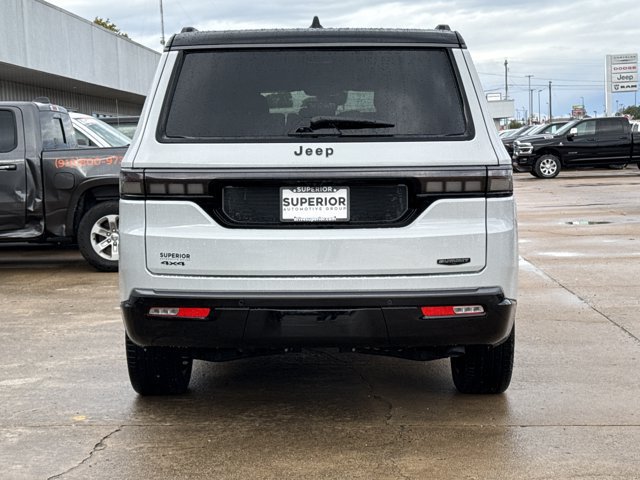 New 2027 Jeep Grand Wagoneer Summit AWD/4WD image 4