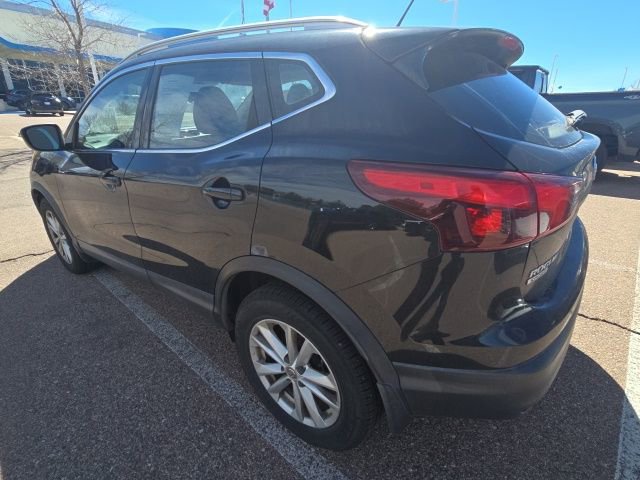 Used 2018 Nissan Rogue Sport SV w/ SV All-Weather Package AWD/4WD image 10